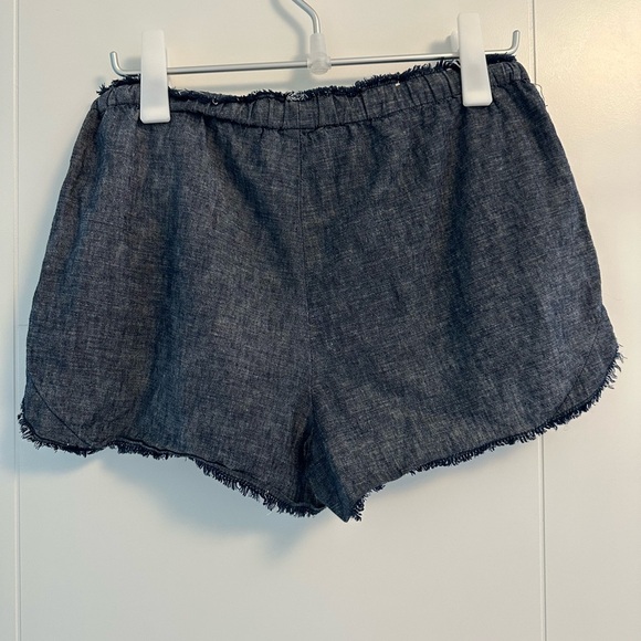 TNA Gray Athletic Shorts for Active Comfort - Picture 3 of 3